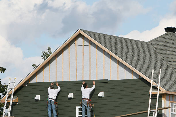 Professional Siding technician working in Salisbury, NC